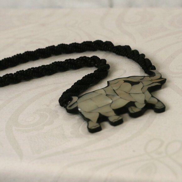 Mother-of-Pearl Elephant Necklace - Picture 2 of 4